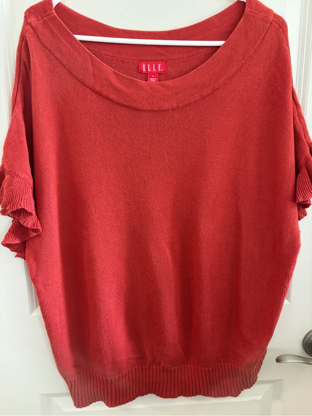 Elle Brick-Red Knit Pullover with Ribbed Neck